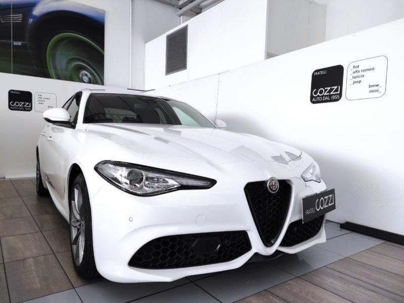 ALFA ROMEO Giulia (2016) Giulia 2.0 Turbo 200 CV AT8 Sprint - Cozzi